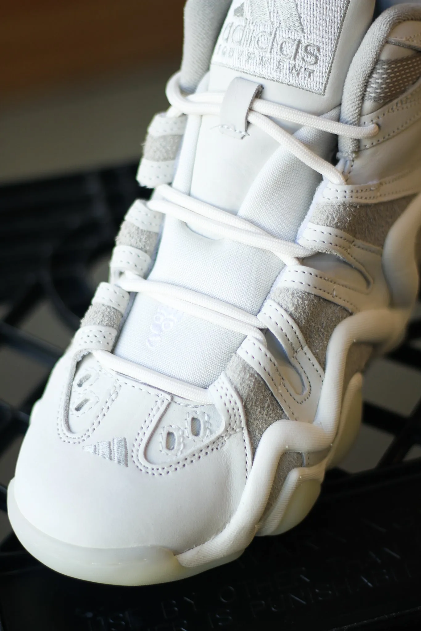 CRAZY 8 "OFF WHITE SESAME"