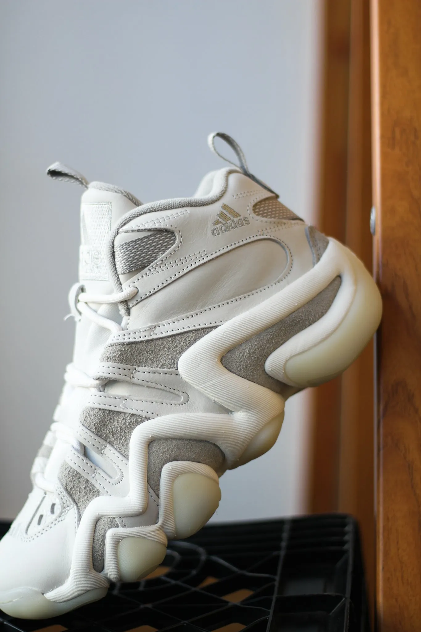 CRAZY 8 "OFF WHITE SESAME"