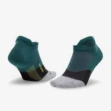 Feetures Socks Elite Max Cushion No Show Tab