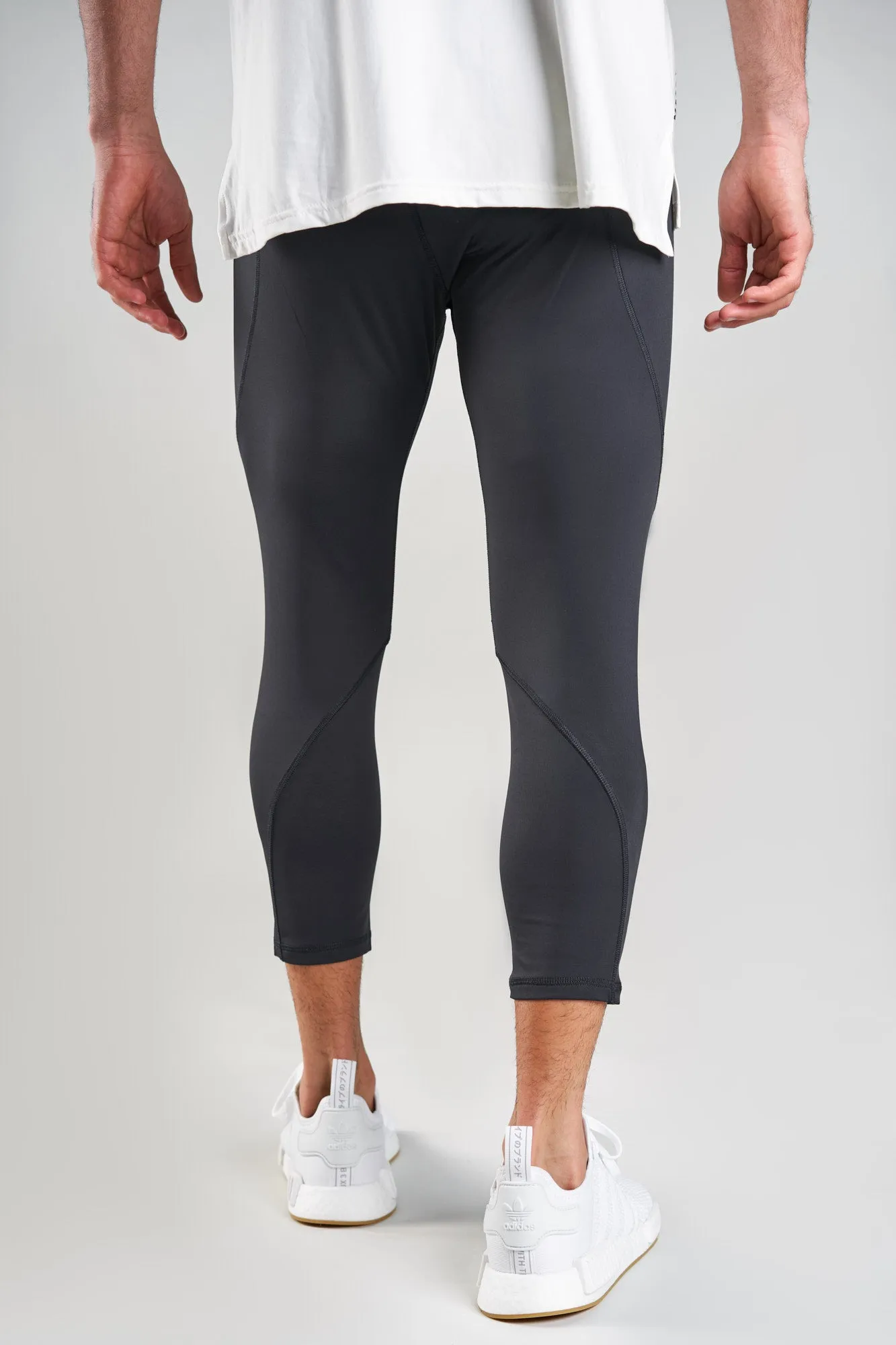 J009MI Recycled Nylon Plush Legging