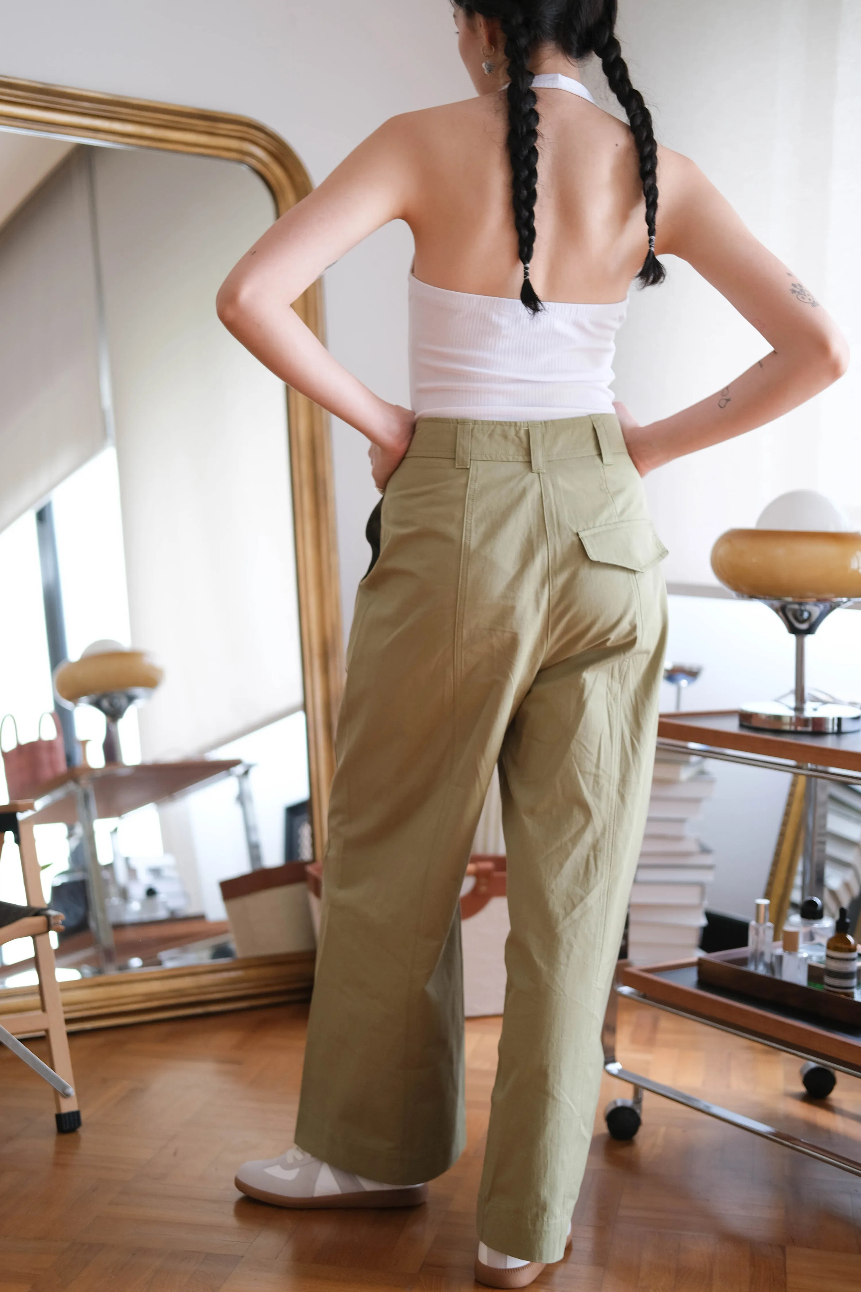 Loose and Slim Drape Slacks in Green