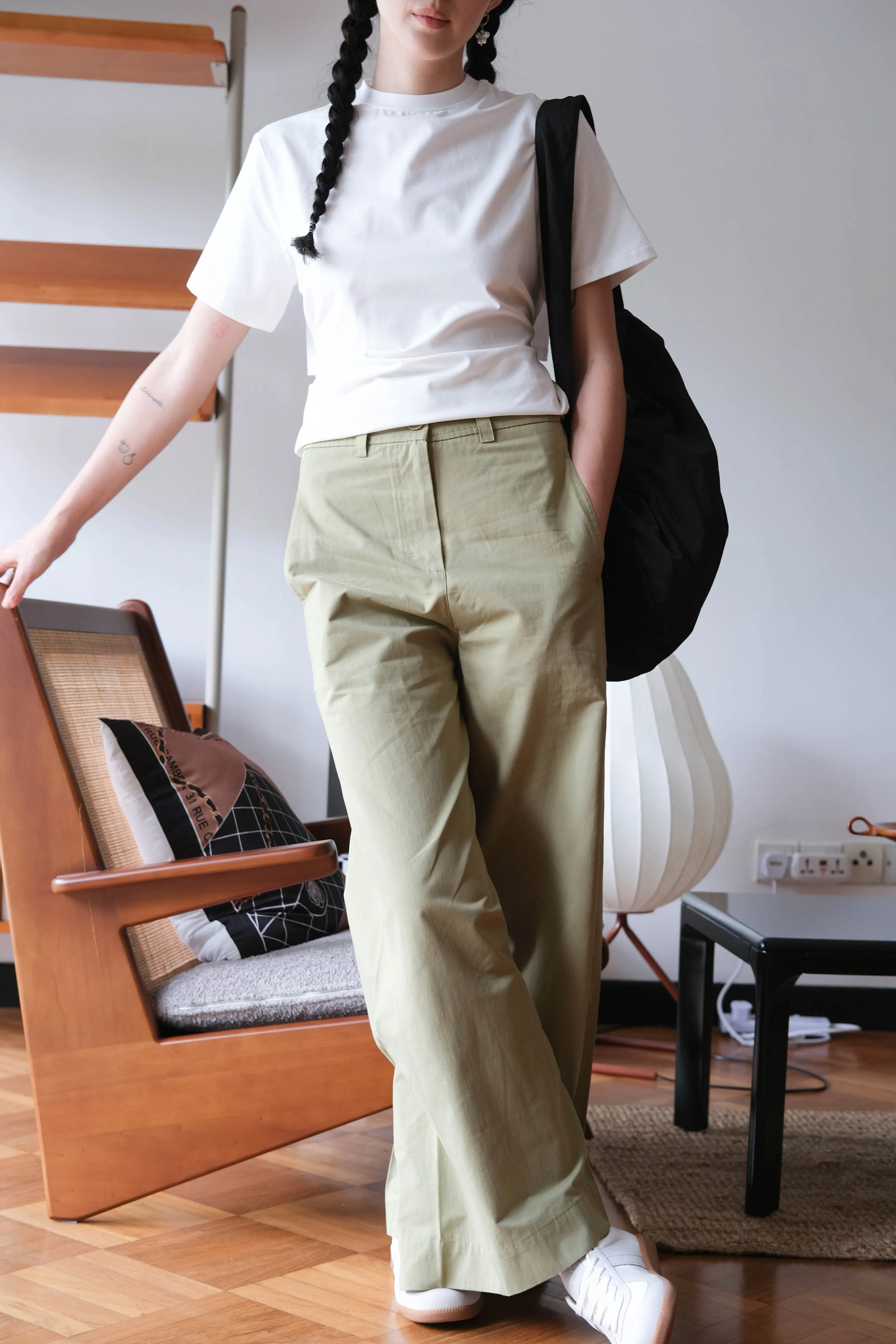 Loose and Slim Drape Slacks in Green