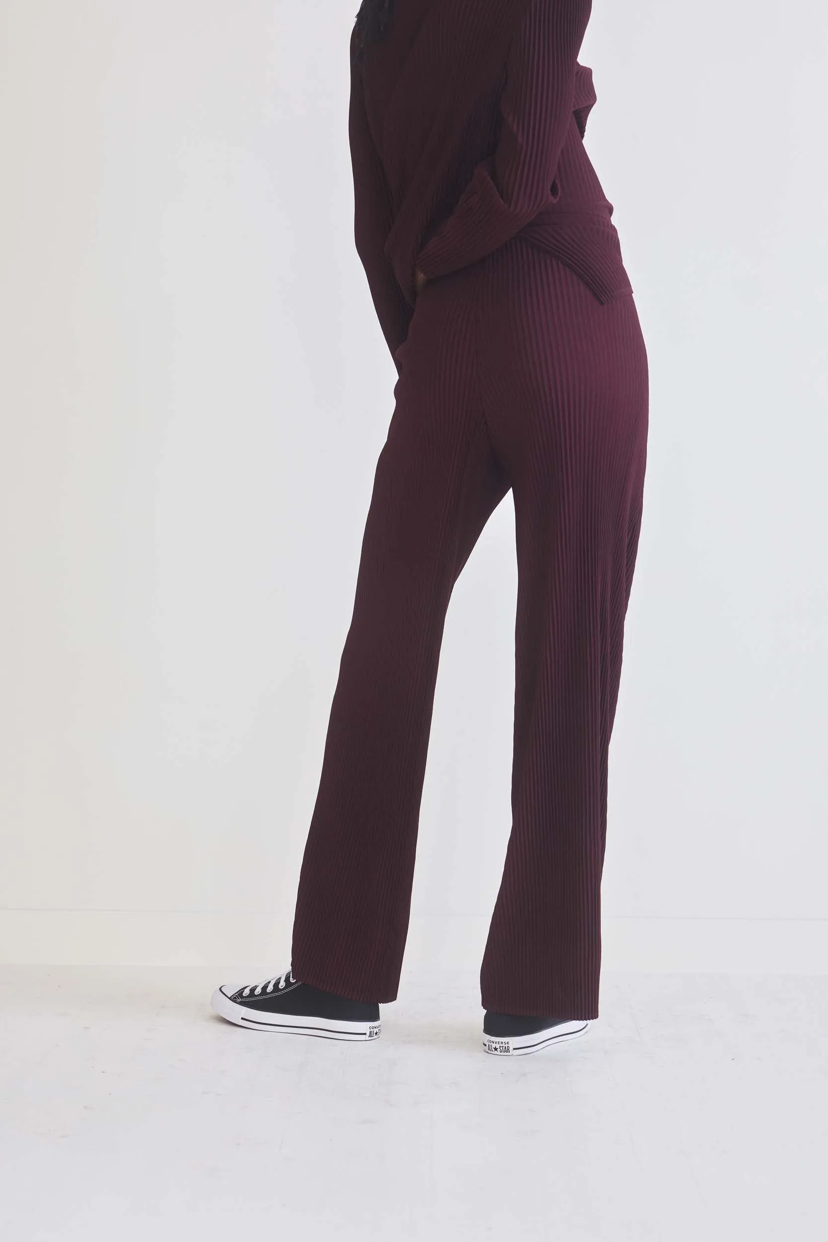 Masterful Plissé Pleated Pants