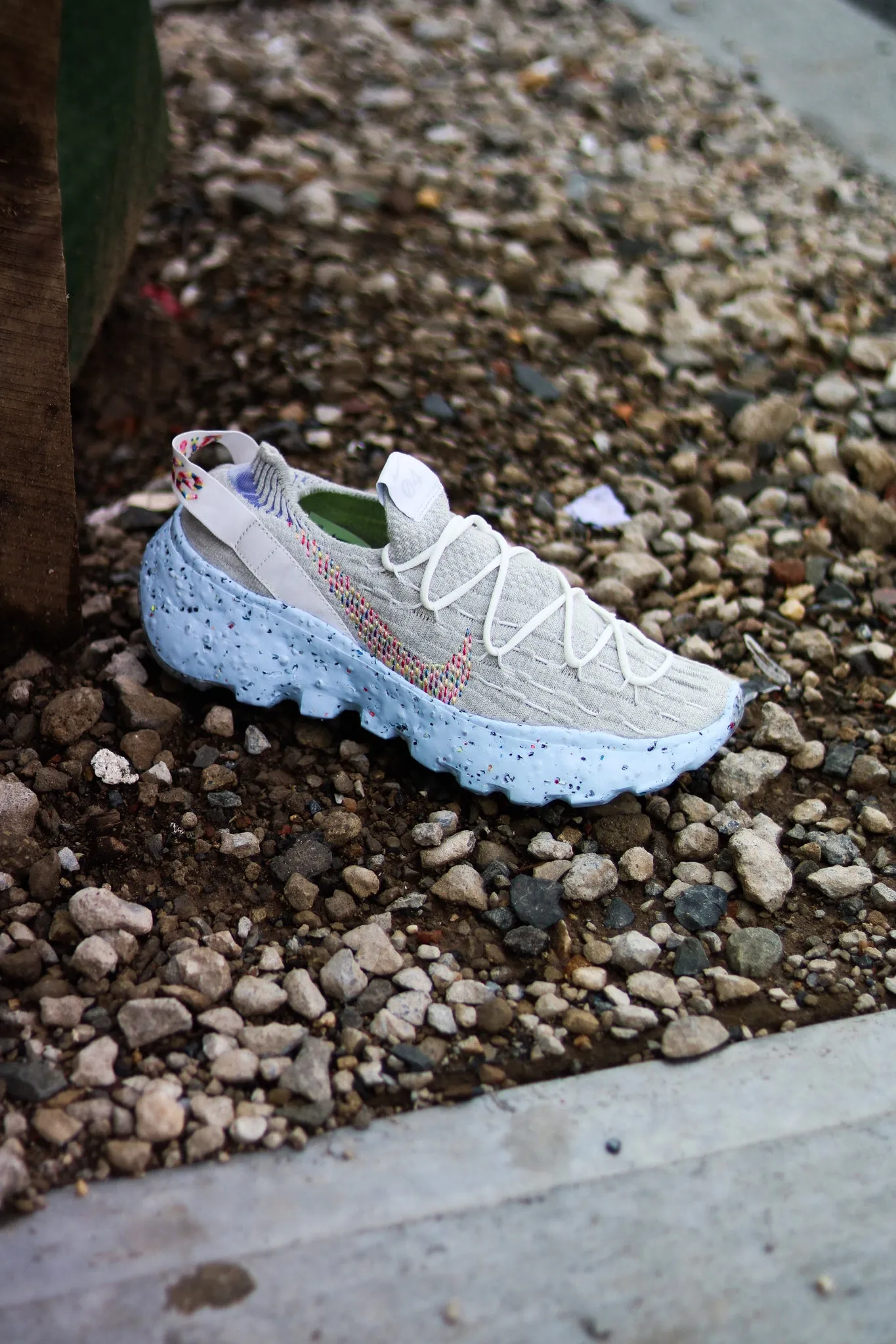 NIKE SPACE HIPPIE O4 "WHITE/MULTI"