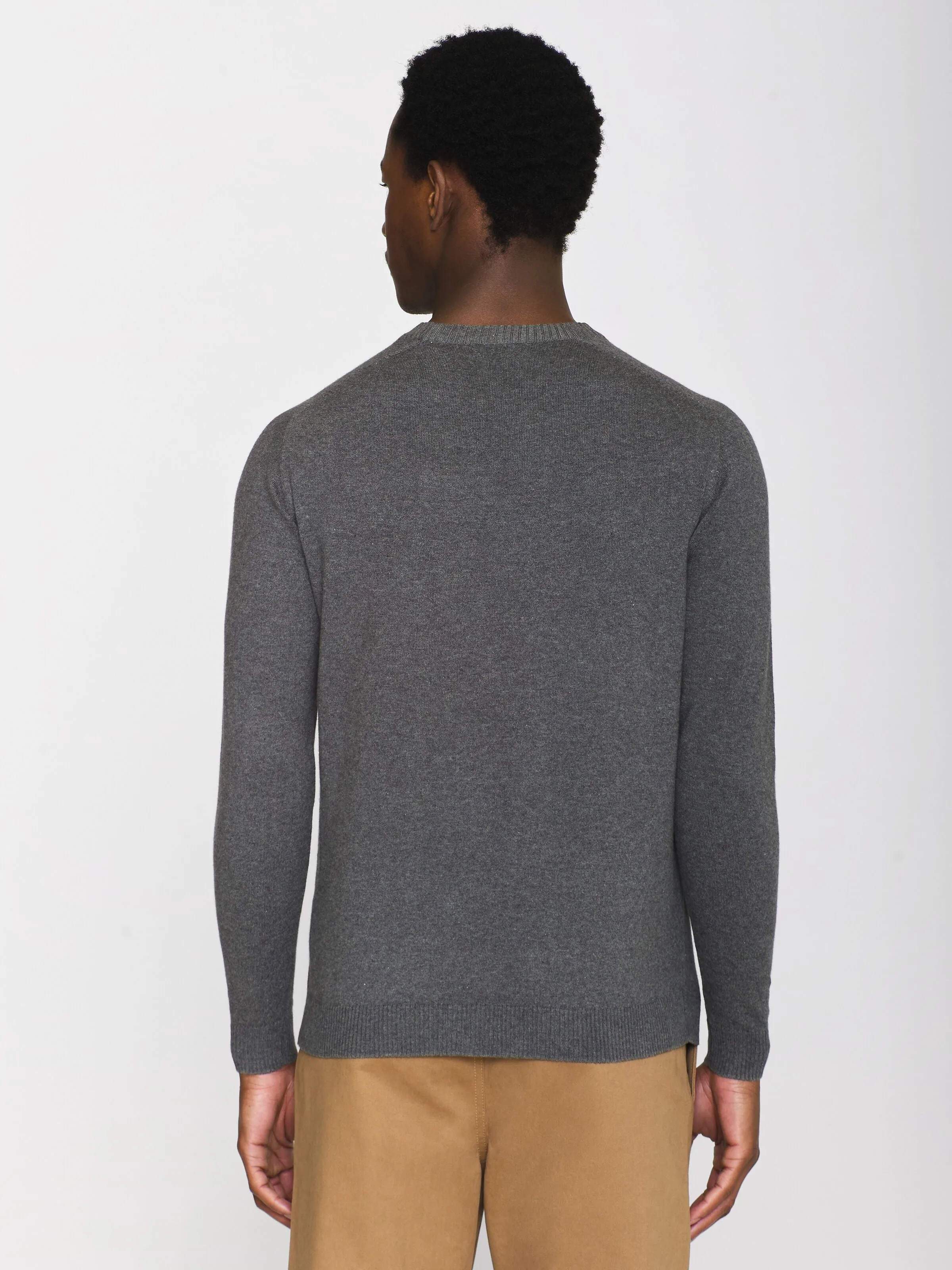 Regular merino knit crew neck